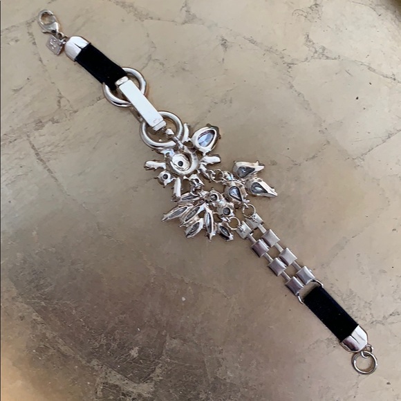 Banana Republic Vintage Inspired Women’s Bracelet - Picture 6 of 7